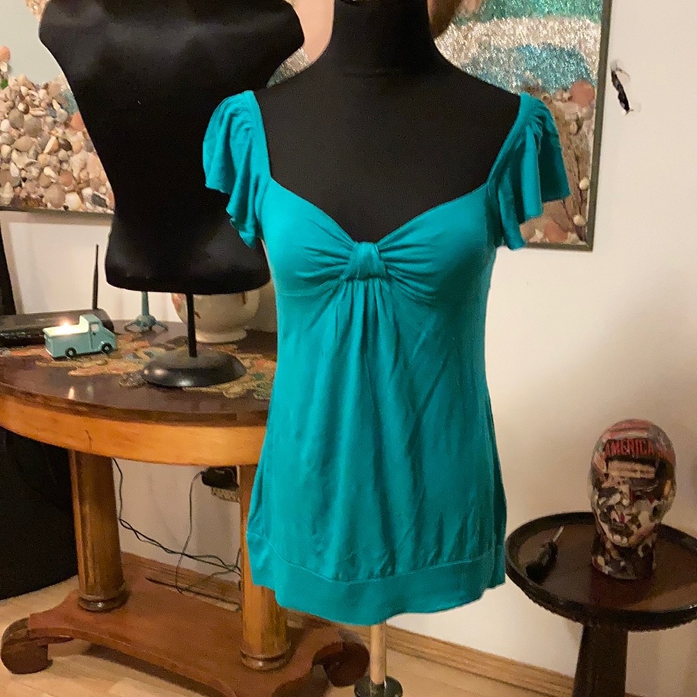 Mouse frilly tank sleeve tank top